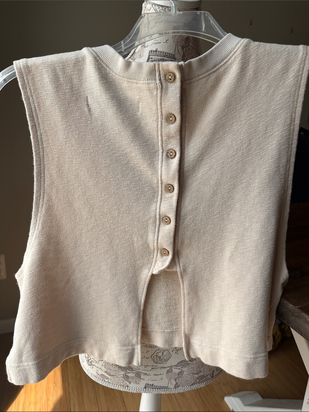 Free People FP Beach Cream Sleeveless Cropped Knit Tank Button Back - Picture 3 of 10